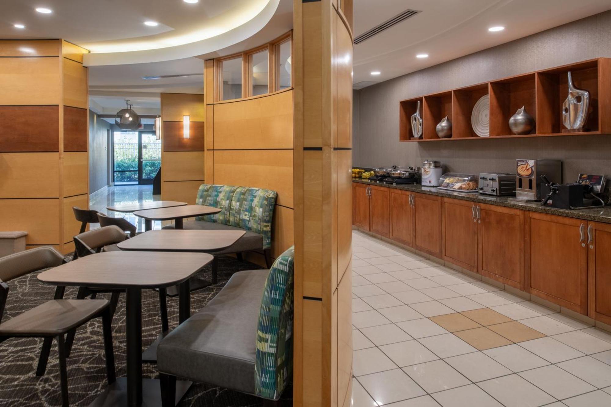 Springhill Suites By Marriott Медфорд Экстерьер фото