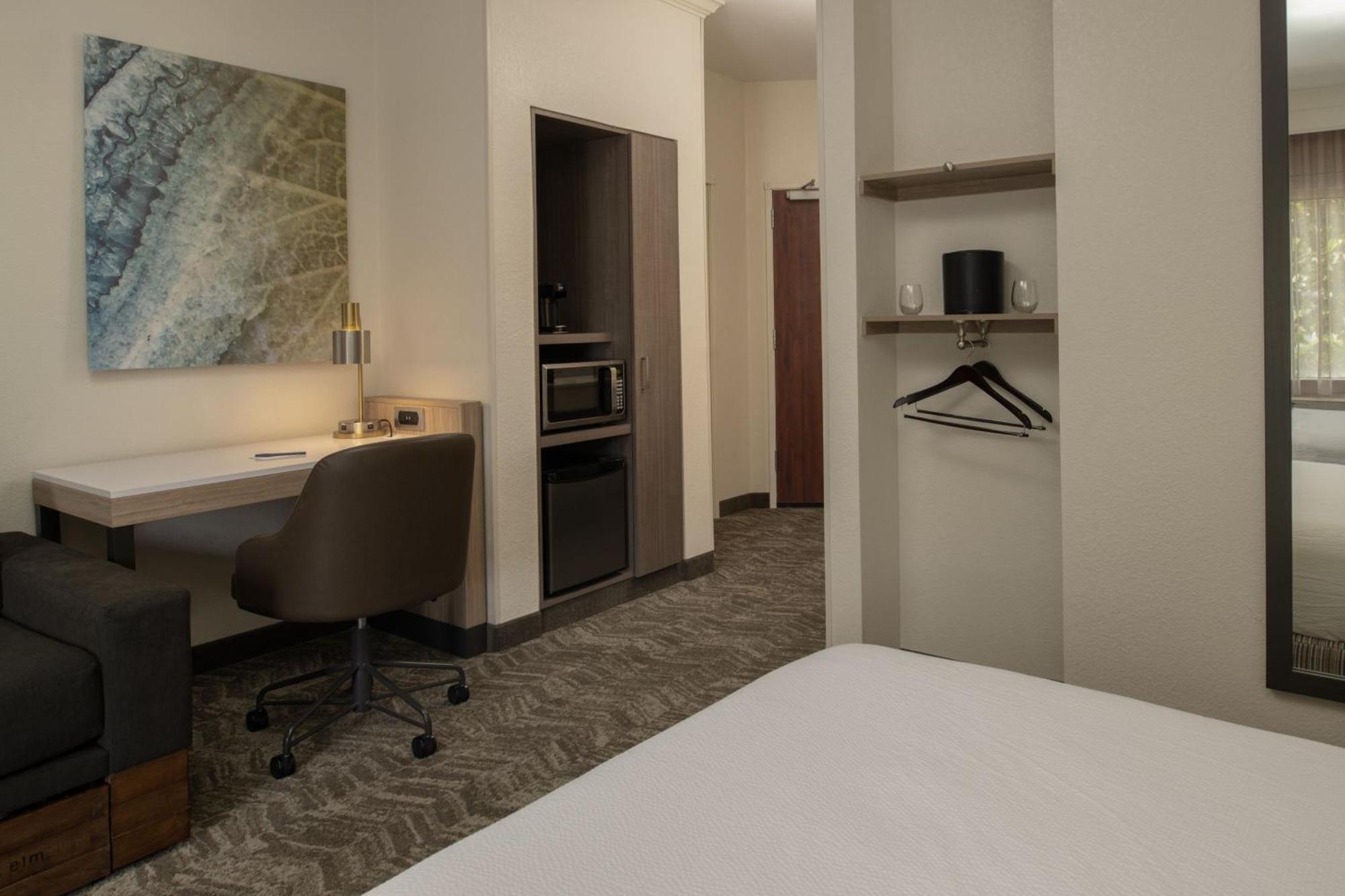 Springhill Suites By Marriott Медфорд Экстерьер фото
